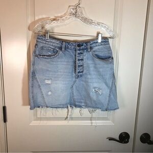 Free people denim mini skirt women 28 button fly distressed light wash blue